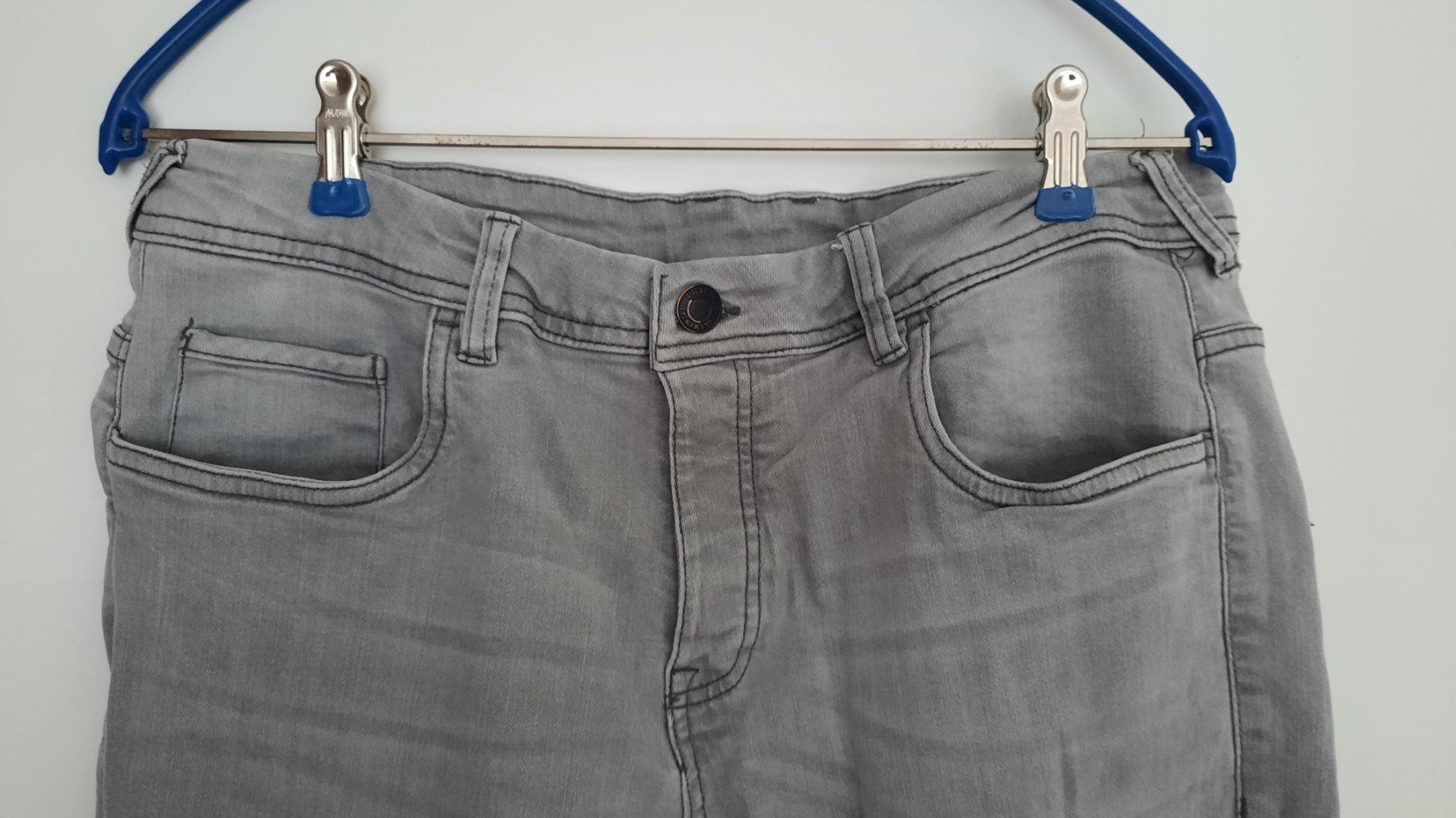 Hosen: ***PIAZA*** Jeans Gr. 48 hellgrau – Gebraucht aus Wädenswil von H2H_Secondhandshop 1