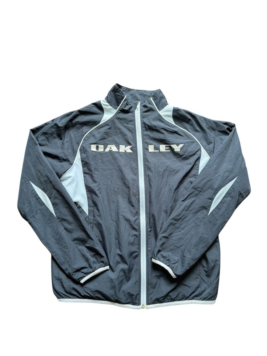 Oakley Jacken: Veste Oakley noire avec fermeture éclair taille M – Neu (gemäss Beschreibung) aus Baulmes von Mode.tm.shop
