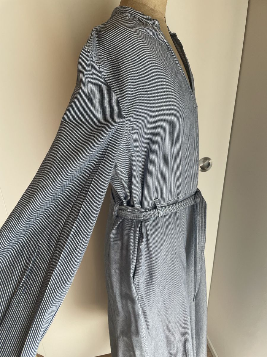 Kleider: Lässiges Langarmkleid Grösse M blau gestreift – Gebraucht aus Oberwil BL von another-day-of-sun 5