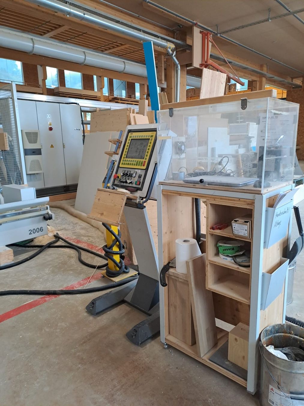 Tutte le macchine: MAKA 5-Achs CNC Maschine – Usato da Lungern venduto da and_2wlx 4