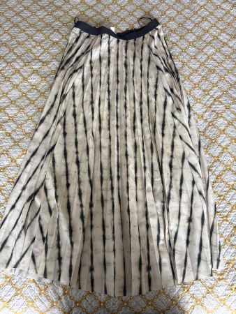 COS skirt 36