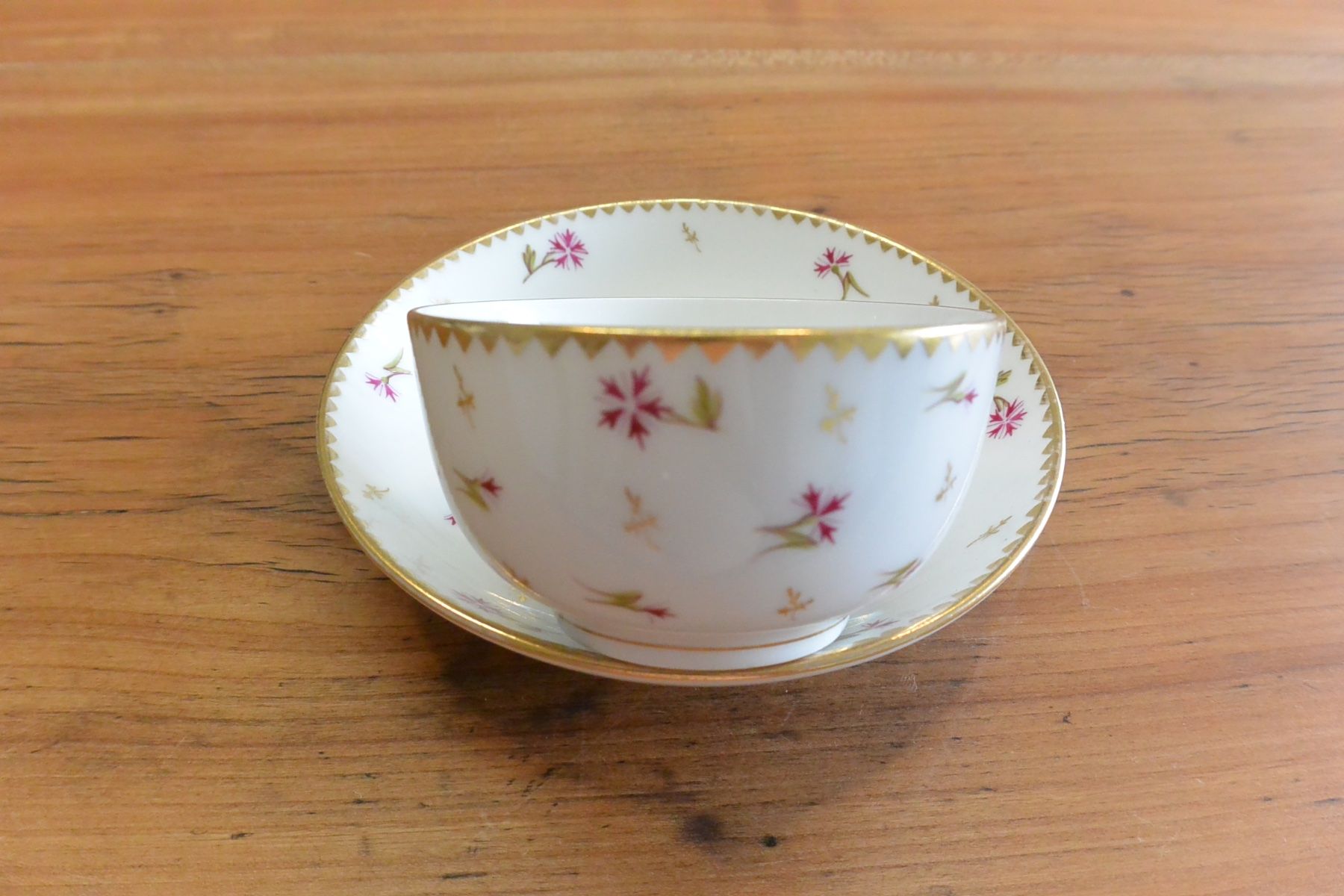 Set di piatti: Original Nyon Porcelain: 2 Koppchen mit Unterteller – Usato da Meilen venduto da stocki56 8