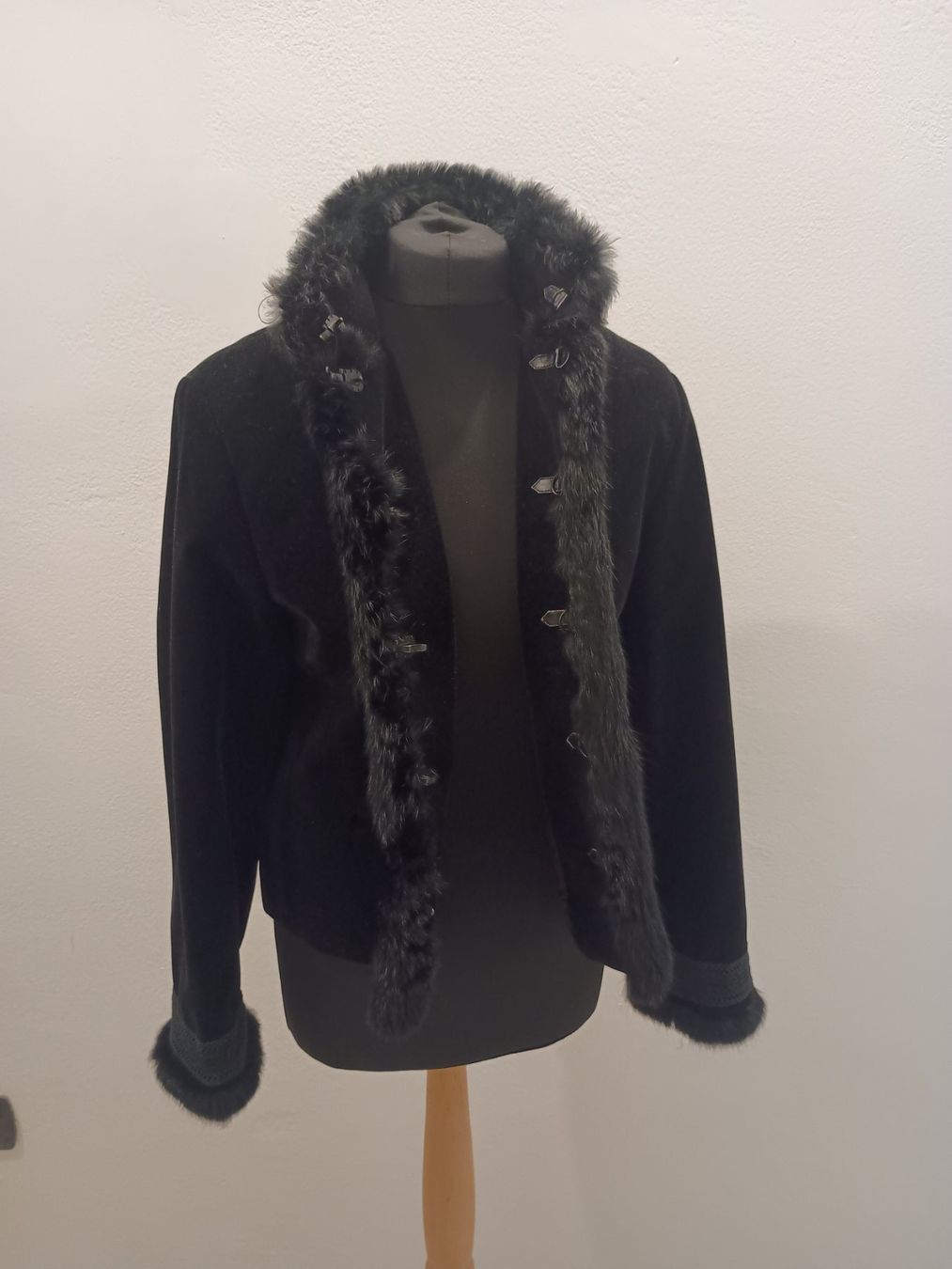 Giacche: Spanner women's velvet jacket – Usato da Chiasso venduto da marco704763 4