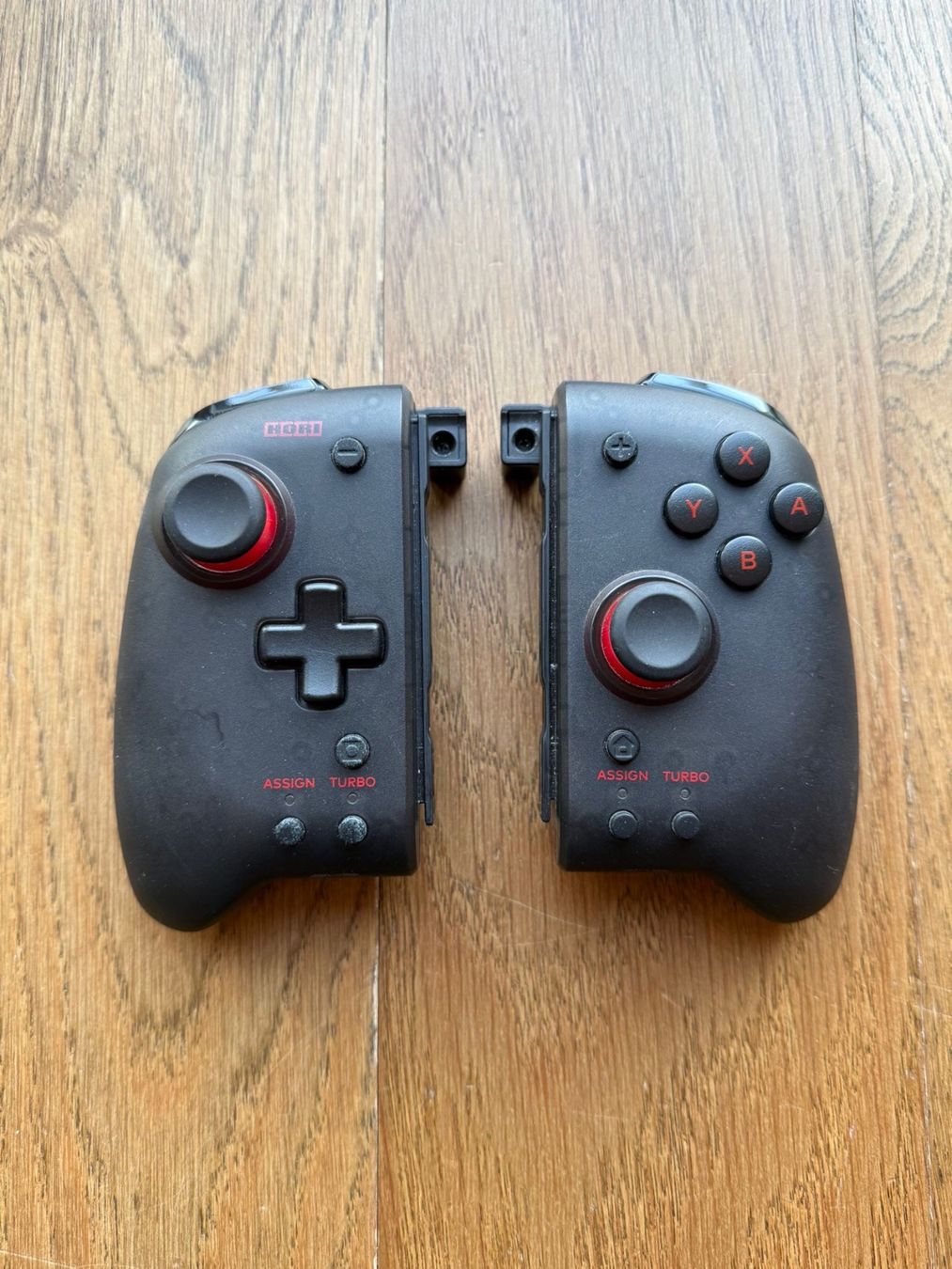 Controller: Joycon-Paar Hori Splid Pad Pro / Nintendo Switch 1 – Usato da Läufelfingen venduto da Seraphim13
