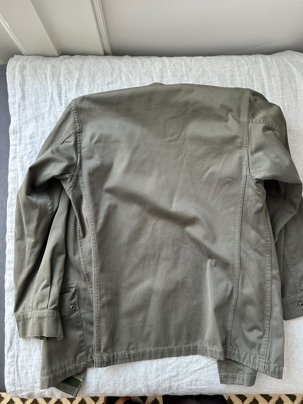 Giacche: Green Military Style Jacket, size M/L – Usato da Zürich venduto da Haafaadjdhssjsj 1