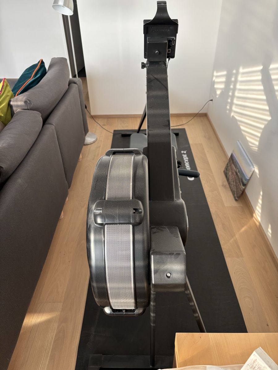 Concept 2 Hometrainer: Concept 2 PM5 Rowing Machine Like new only 82,000km – Gebraucht aus Schindellegi von jac_55n5