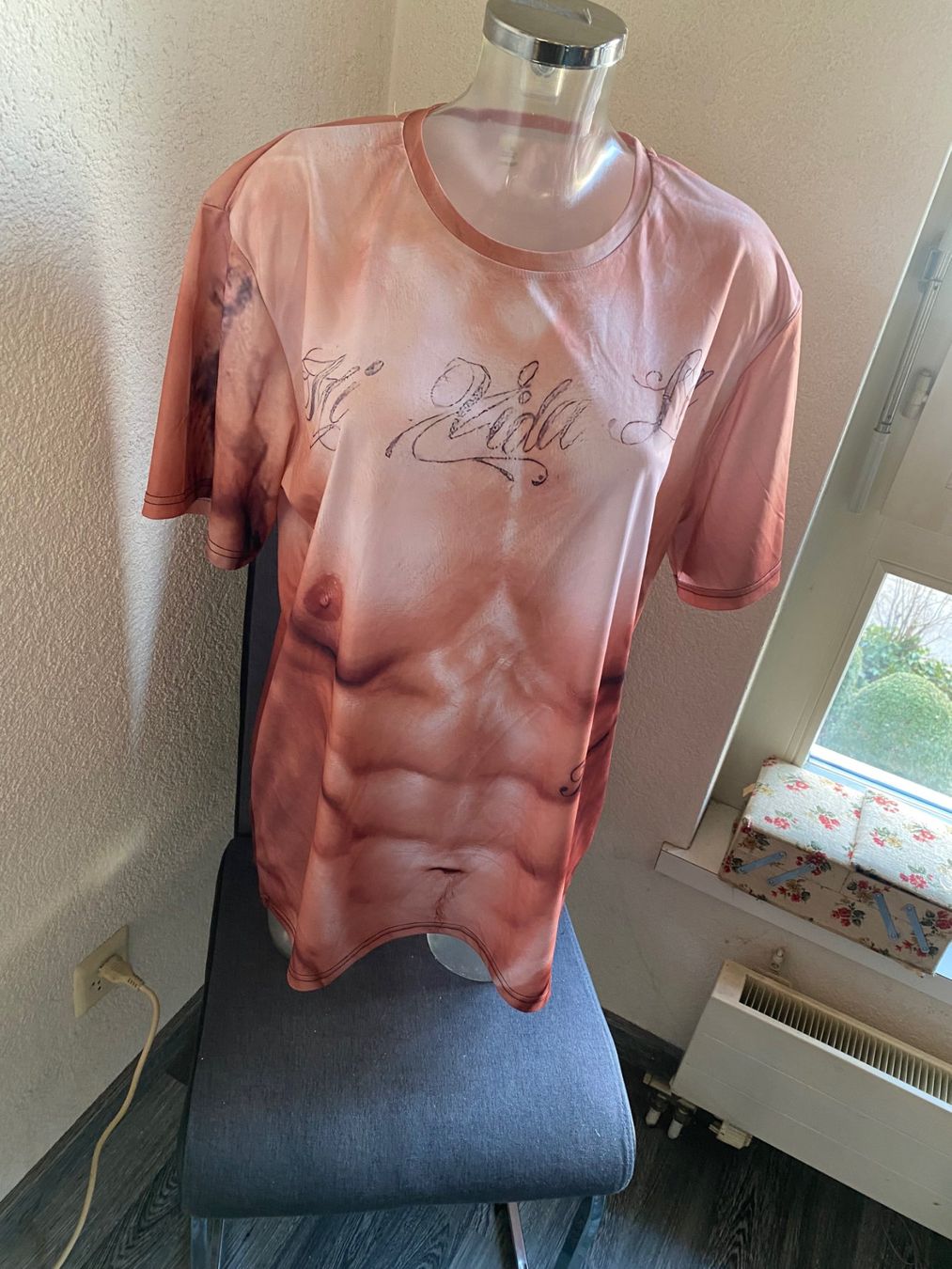 T-shirt: T-Shirt Grösse XL – Nuovo (secondo la descrizione) da Allenwinden venduto da Obalu