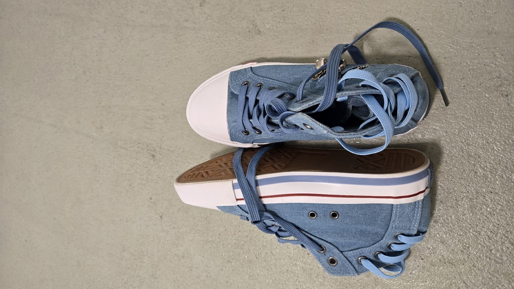 Damenschuhe: coole Sneaker – Neu (gemäss Beschreibung) aus Besenbüren von desireebuetler 2