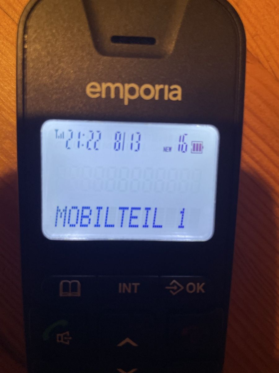 Emporia Telefone: Senioren- Telefon mit Ladestation – Gebraucht aus Basel von Drbebbi 1