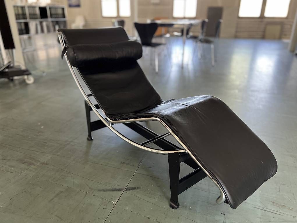 Sedie a sdraio: Corbusier LC4, original Cassina – Usato da Kreuzlingen venduto da polychromos 2
