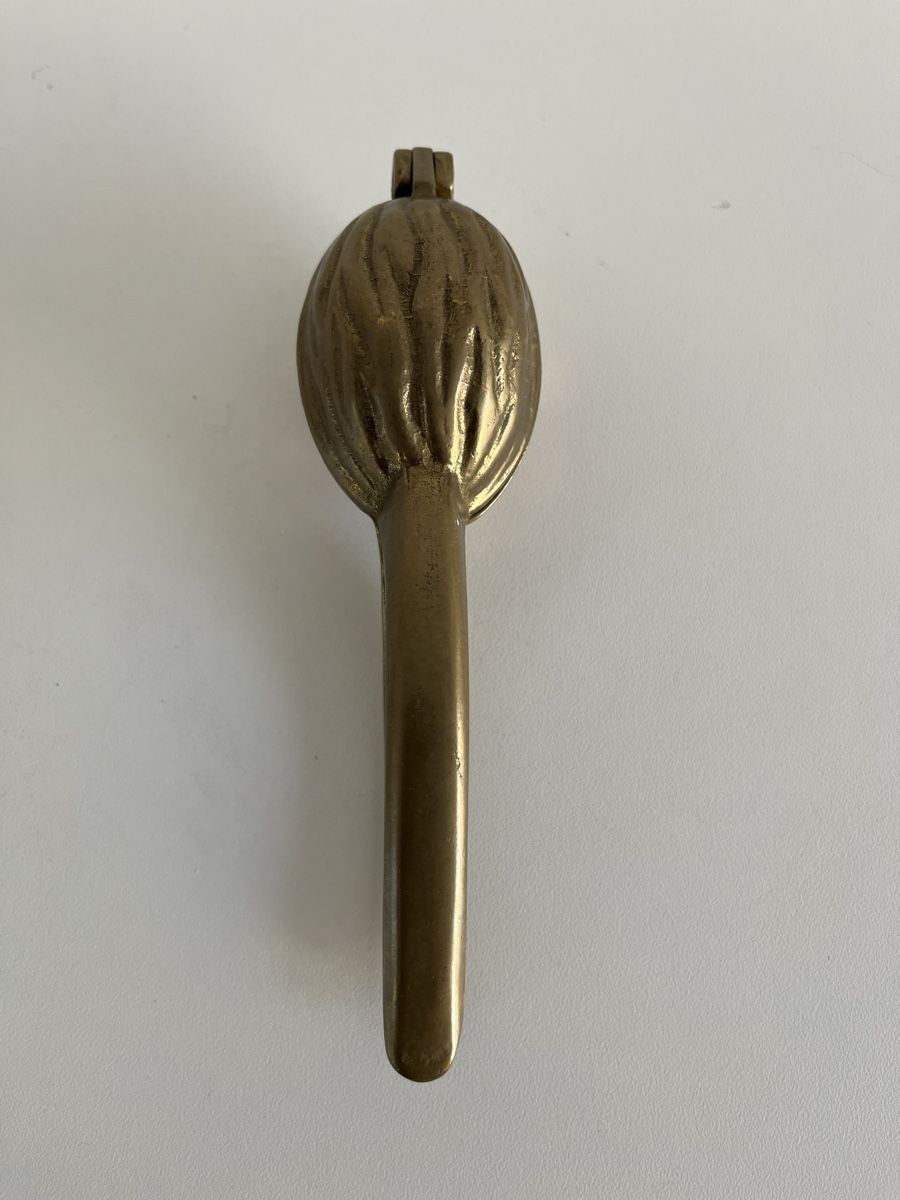Elettrodomestici da cucina: Vintage Nussknacker aus Messing  – Usato da Wetzikon ZH venduto da seli03 3