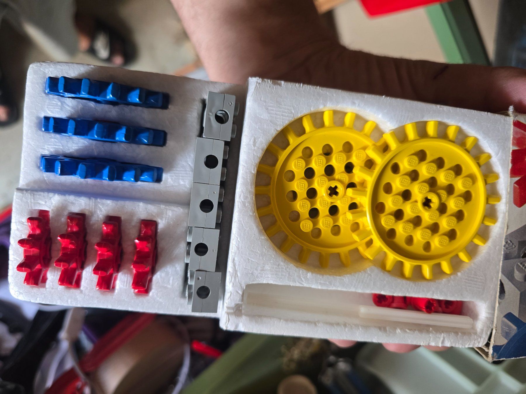 Lego Giocattoli: Lego Technic Konvolut 802 Zahnraeder mit Box gebraucht – Usato da St gallen venduto da bb_12