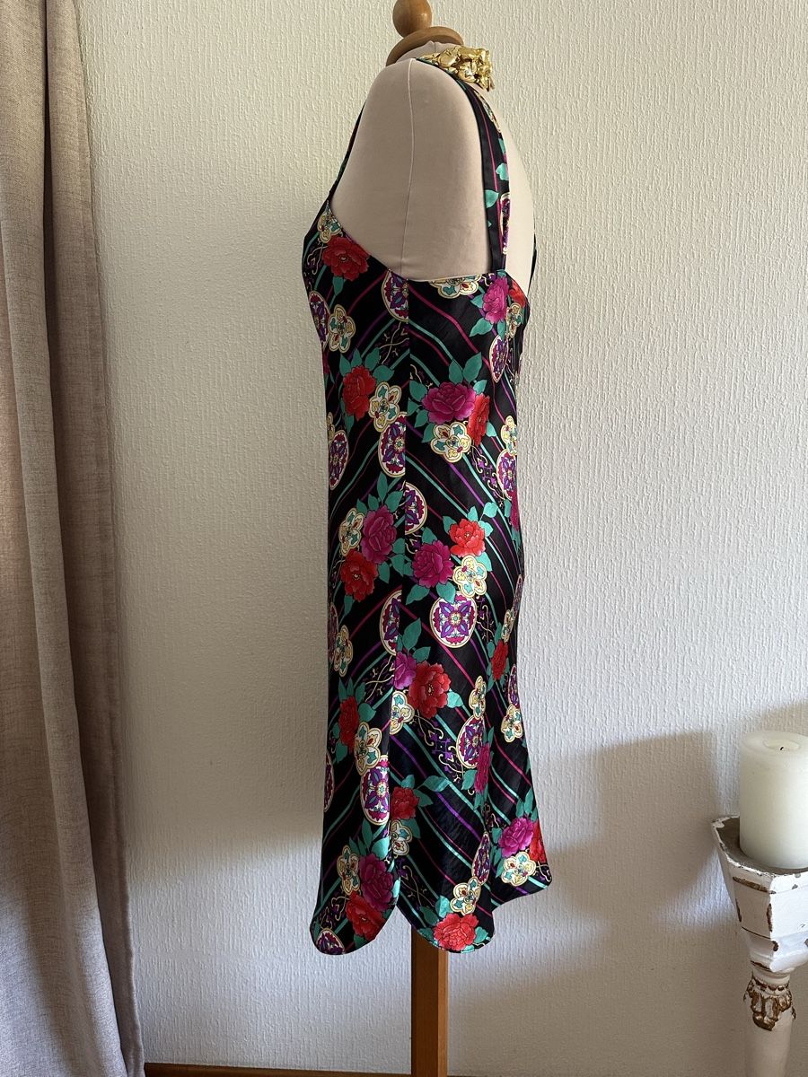 Robes: Robe nuisette d’été imprimé floral polyester taille M – Neuf (Voir description) à Châtelaine par Alexandra.jankowski 2