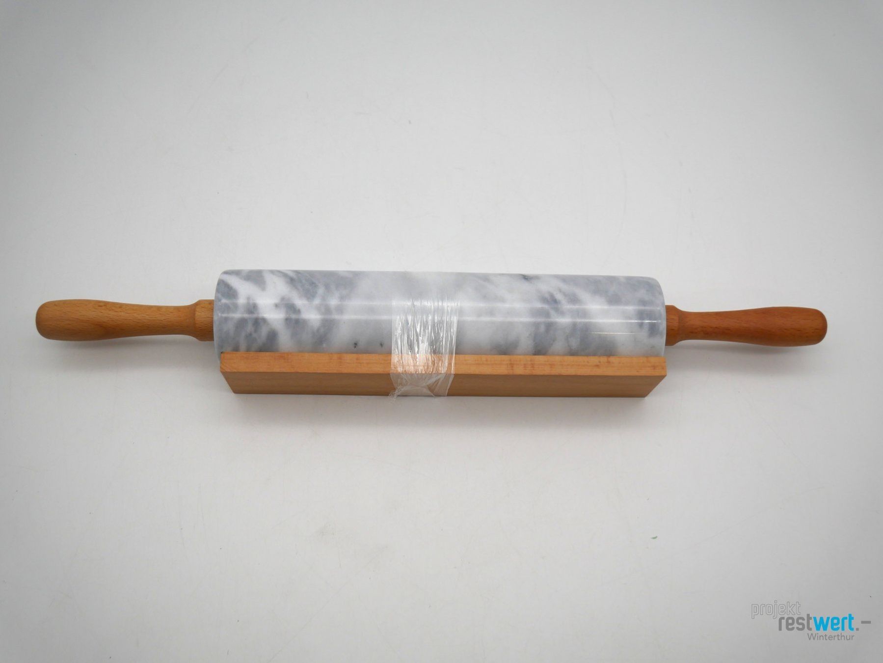 Küchengeräte: EVA - Teigroller aus Marmor (25cm Rollteil) – Neu (gemäss Beschreibung) aus Winterthur von Restwert_Winterthur 1