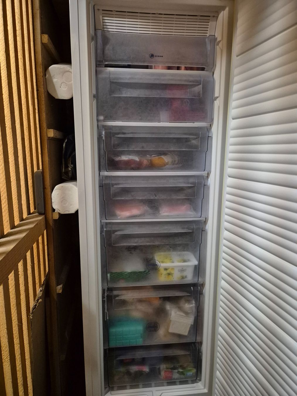 Congelatori: Gefrierschrank electronic total No frost – Usato da Unterseen venduto da Kau99 1