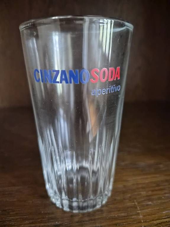 Verres: Bicchieri "Cinzano Soda Aperitivo" – D'occasion à Castione par Calipapi