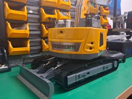 RC Hydraulikbagger MD926 mit Licht, Sound, Akku, 12-Kanal FB