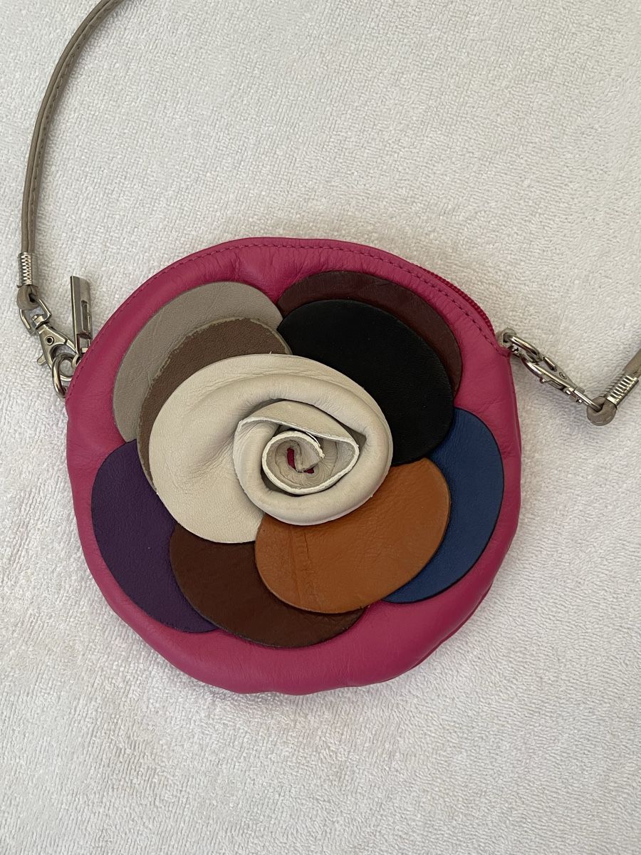 Borse & Zaini: Handtasche – Nuovo (secondo la descrizione) da Kaiseraugst venduto da muddy_fox