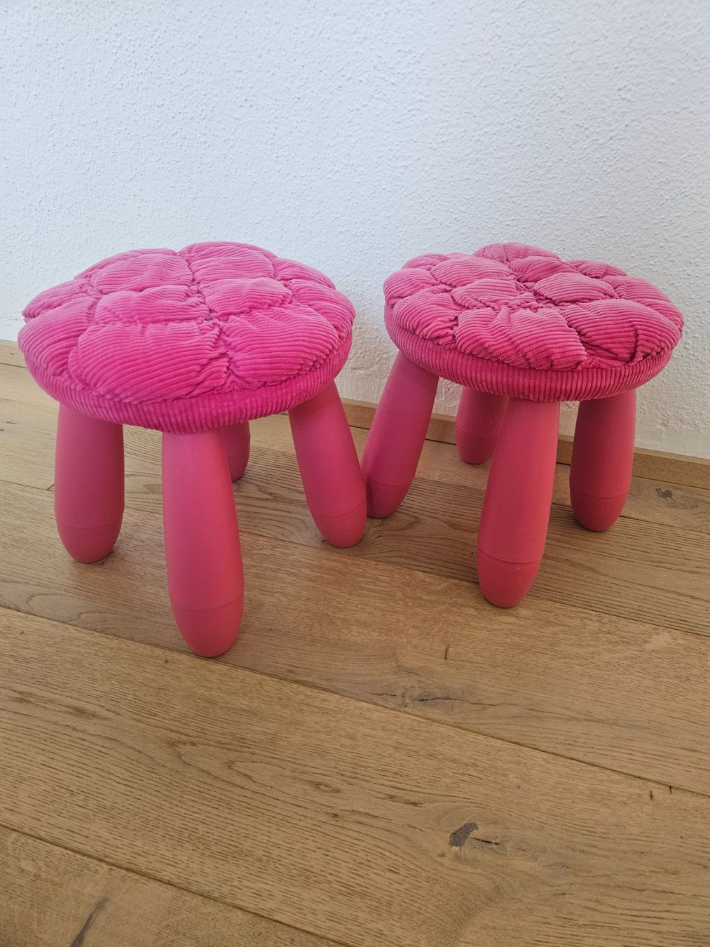 Ikea Sgabelli: Ikea Mammut Hocker – Usato da Gebenstorf venduto da Triumphini