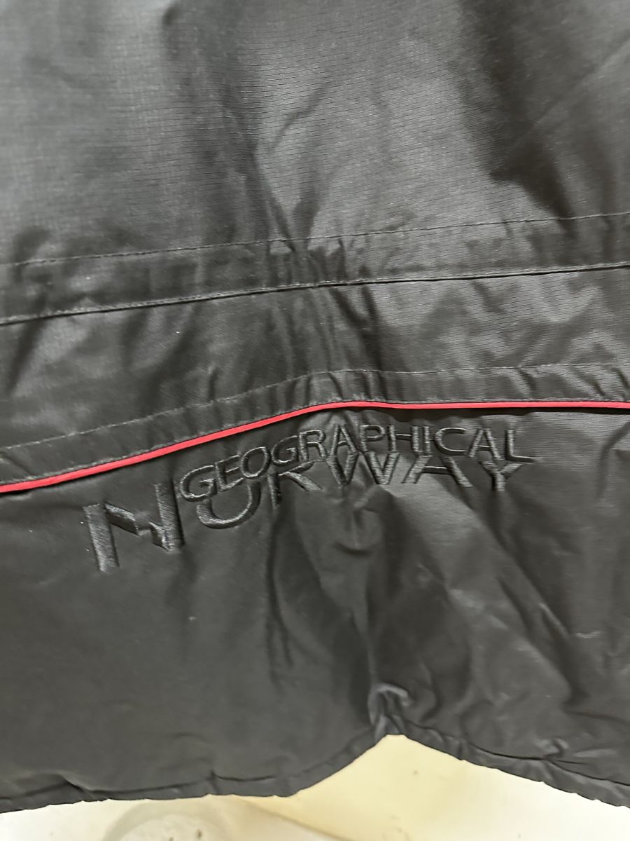 Giacche: Geographical Norway Winter Jacket Black Size M – Usato da Pully venduto da farzin 7