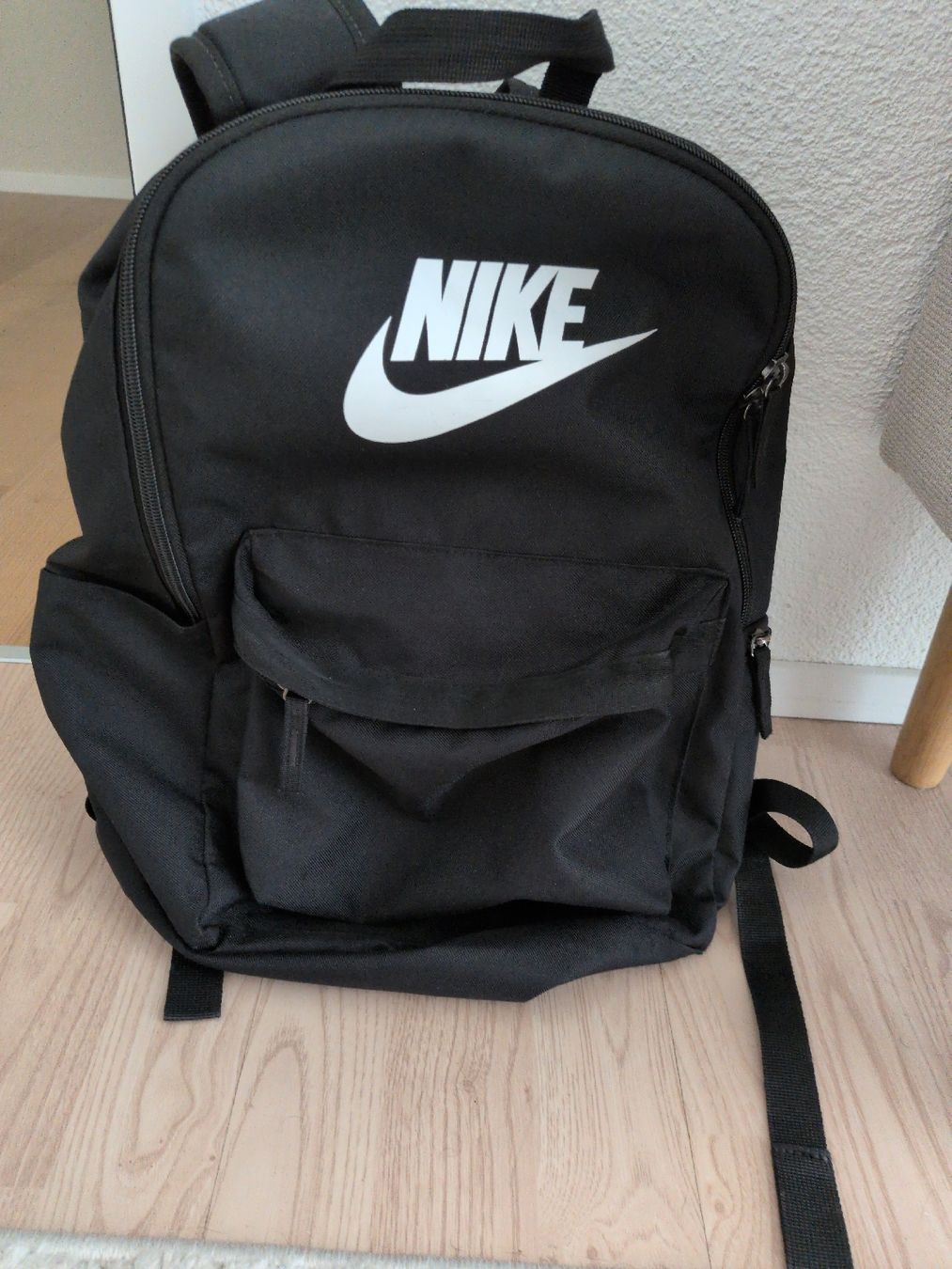 Nike Rucksäcke: Rucksack Nike schwarz – Gebraucht aus Untersiggenthal von Naomi4
