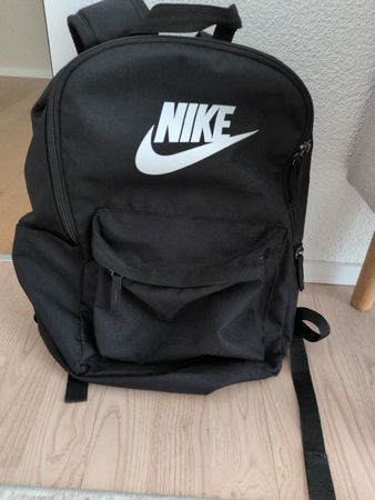 Rucksack Nike schwarz