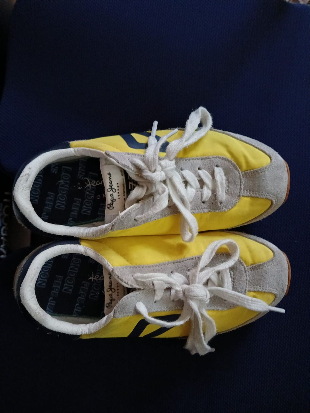 Pepe Jeans Chaussures hommes: Pepe Jeans Kindersneaker, Größe 32 – D'occasion à Zürich par moved2kingston