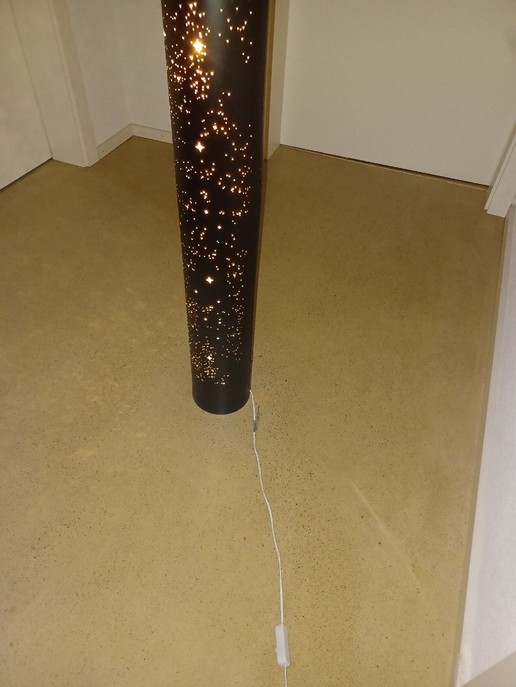Lampade: Stehlampe Sternchen,Kinderzimmer,  schwarz, – Nuovo (secondo la descrizione) da Buchberg venduto da Tschosie 2