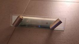 Applique pour salle-de-bain