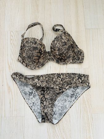 Bikini Set & Kaftan, Gr. L. Top Zustand!