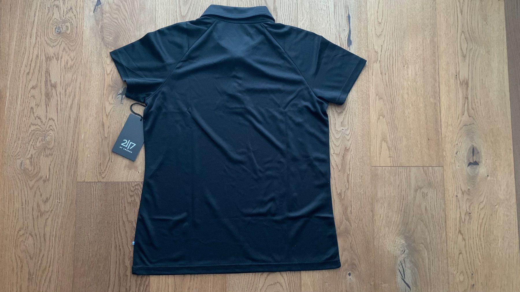 Polo-Shirts: Poloshirt 2117 twentyone seventeen – Neu und originalverpackt aus Ried-Brig von Feuerhut 1