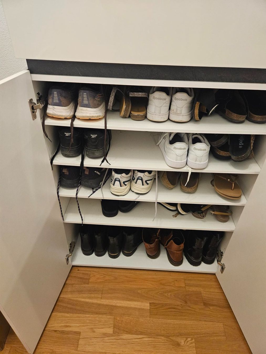 Pfister Armoires: Pfister Schuhschrank – D'occasion à Wallisellen par pas_d7hs 2