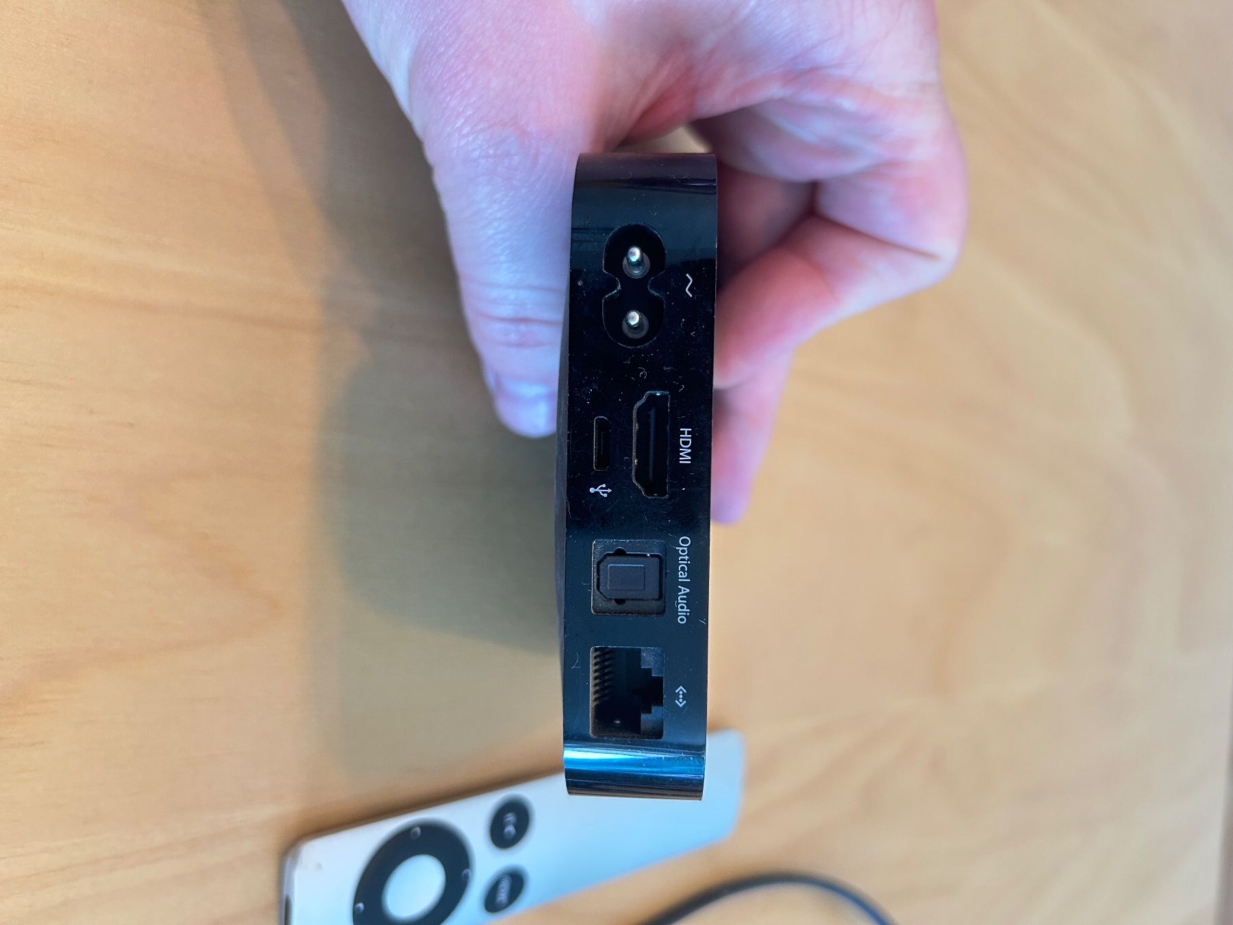 Apple Lettore multimediale & Streamer: Apple TV 3. Gen (2011) – Usato da Balsthal venduto da Floeguh 2