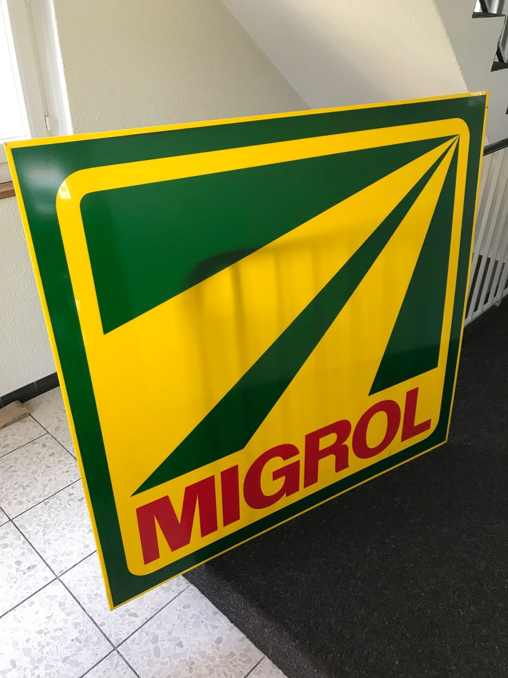 Ecriteaux: Migrol - Leuchtreklame-Schild – D'occasion à Erlinsbach par Stu-ff 1