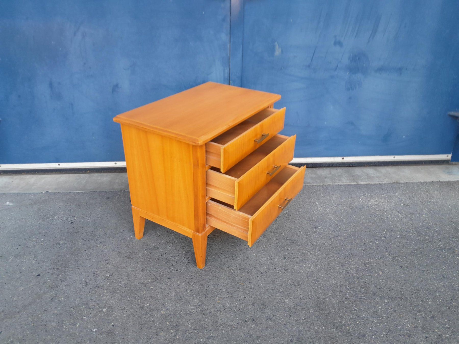 Kommoden: Vintage Kommode / Nachttisch / Sideboard – Gebraucht aus Männedorf von Bel-view 2