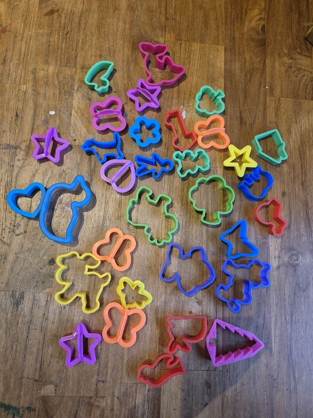 Jouets: Ausstechformen – D'occasion à Stansstad par Kyra014