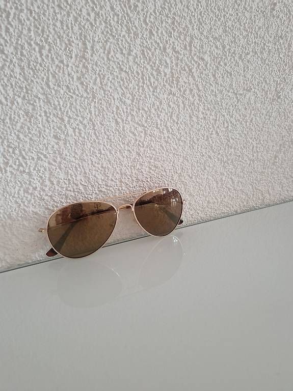 Occhiali & Lenti: 2 zeitlose, braune Sonnenbrille – Usato da Glattpark(Opfikon) venduto da DaniieM 1