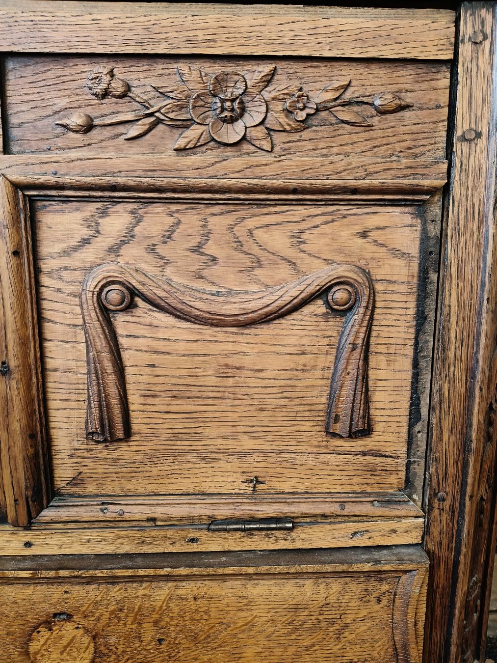 Commodes: Antike Große Truhe/kommode – D'occasion à Zwingen par inf_2blh 7