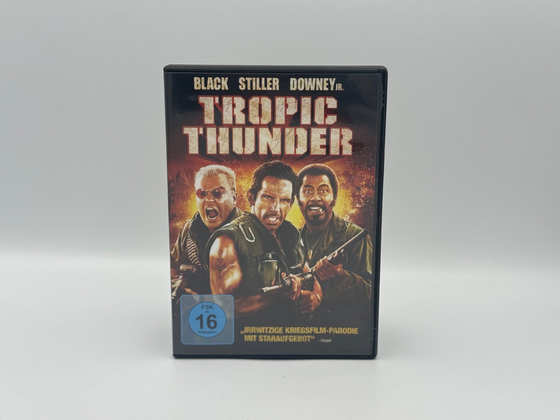 Tutti i DVDs: TROPIC HUNTER - Versand A-Post nur CHF 2.50 – Usato da Siblingen venduto da the_92m7