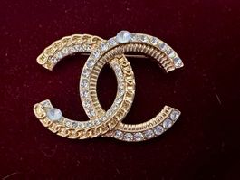 Klassische Chanel-Brosche Zirkonia-Kristallen mit Rechnung