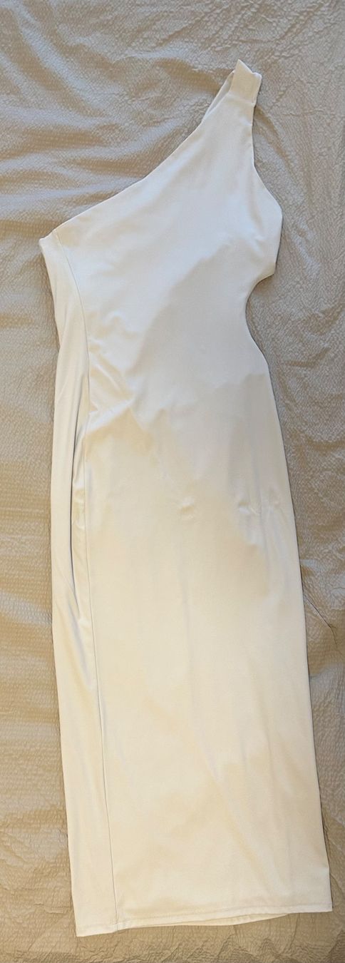 Kleider: Kleid vin KHY UNGETRAGEN! – Neu (gemäss Beschreibung) aus Biel/Bienne von joy108 1