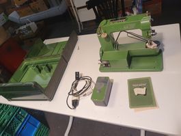 Nähmaschine, Grün, Elna, Vintage mit Koffer