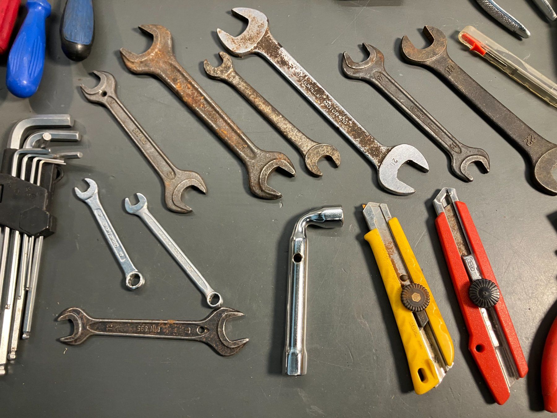 Tous les outils: Post. div. gebrauchtes Werkzeug ab 1.- – D'occasion à Lichtensteig par Buy24International 2