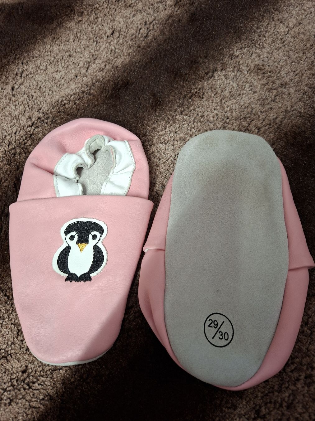 Schuhe für Mädchen: Gr 29 Echt Lederfinken Rosa mit Pinguin  – Gebraucht aus Reiden von eneiba