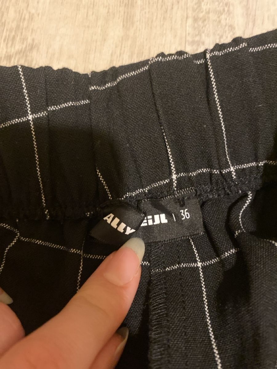 Tally Weijl Hosen: Skort – Gebraucht aus St. Gallen von mic_6zq2 2