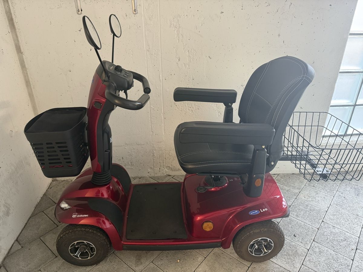 Elektromobile: Invacare Comet Leo Orthotec – Neu (gemäss Beschreibung) aus Sursee von adrian123