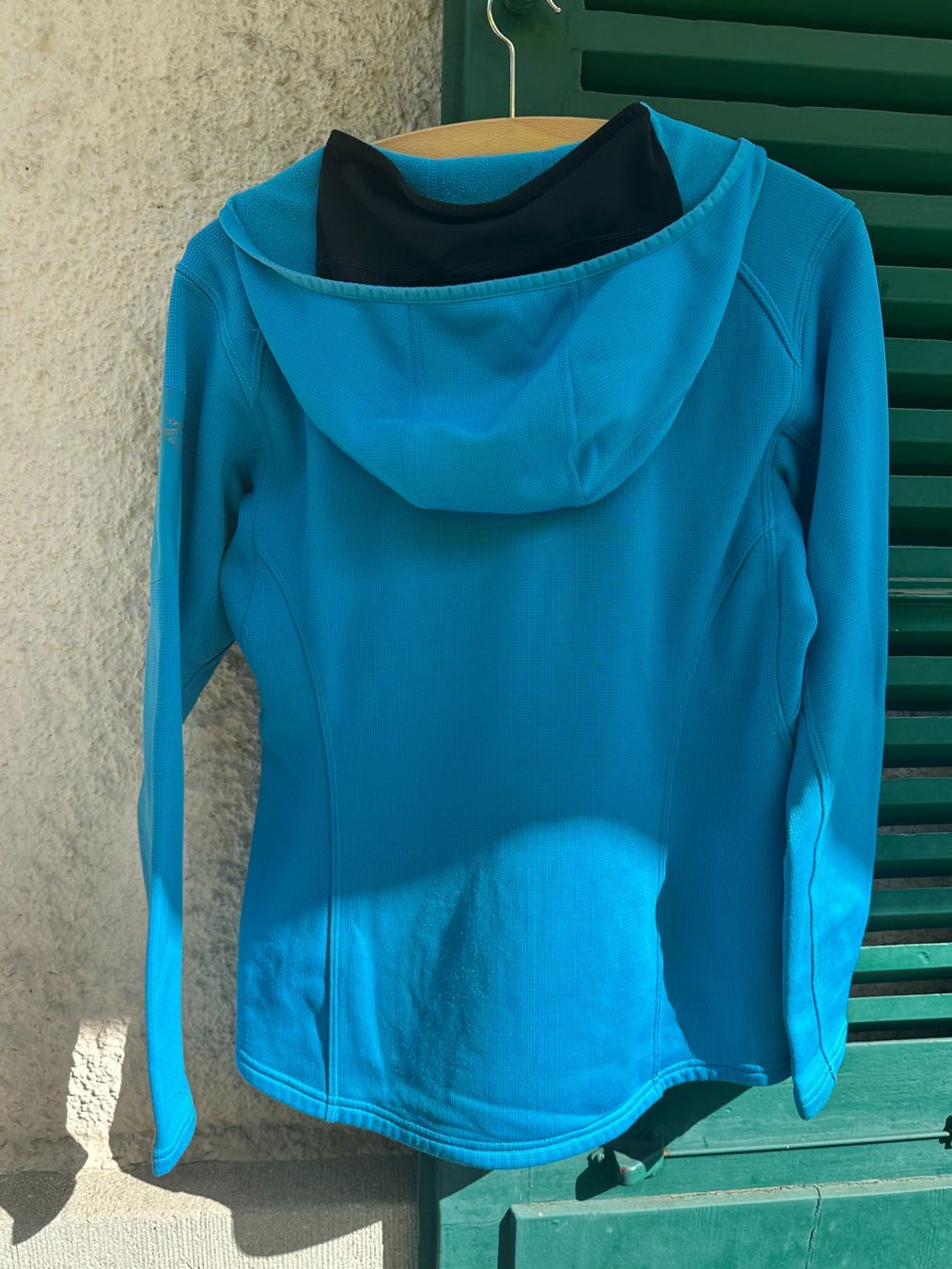 Arcteryx Jacken: Arcteryx Kapuzenjacke Gr M/M – Gebraucht aus Luzern von gwand 2