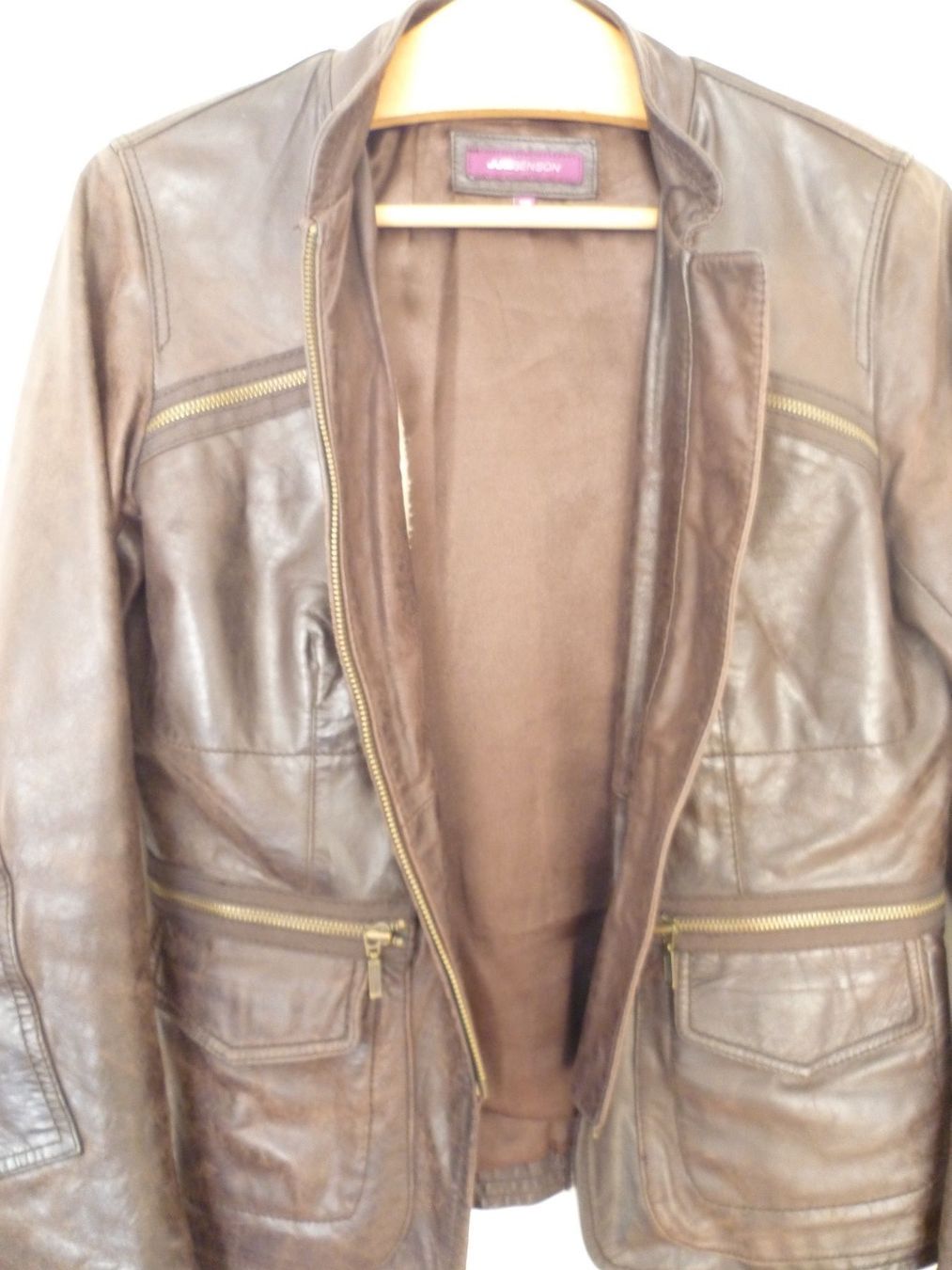Vestes: Damen Echtlederjacke Grösse 38 – D'occasion à Thalwil par ansae17 5