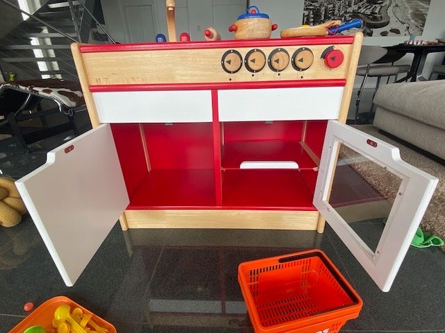  Spielküche für Kinder aus Holz 