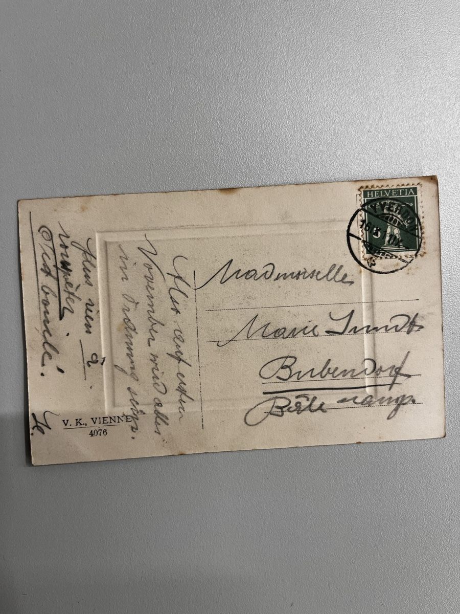 Cartoline postali: Alte Ansichtskarte mit Landschaft und Frauengestalt – Usato da Muttenz venduto da Totkel 1